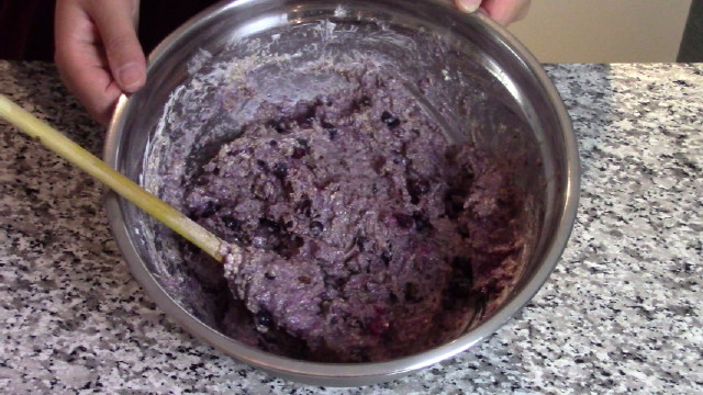 whole-wheat-blueberry-muffins_1